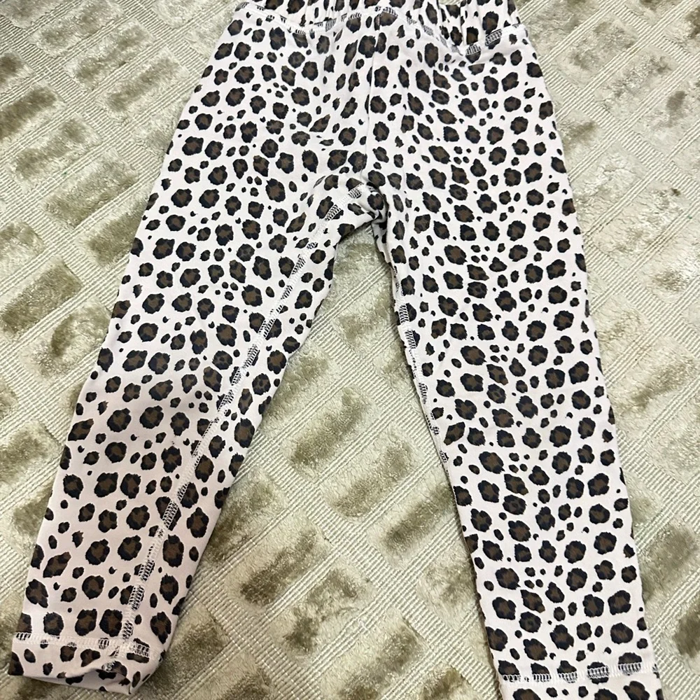 Lot of girls clothes sz 3T gap Hanna andersson, H&M